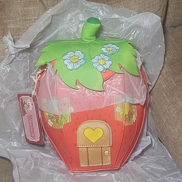 Loungefly Scented Strawberry Shortcake House Crossbody Bag - Picture 3 of 11